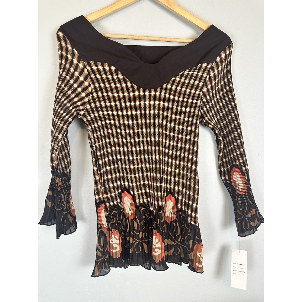 Piano Off-Shoulder Top Geometric Floral Bell Sleeve Large Festival Artsy New Tag
